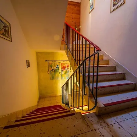 Hotel Haus Hubertus 3*